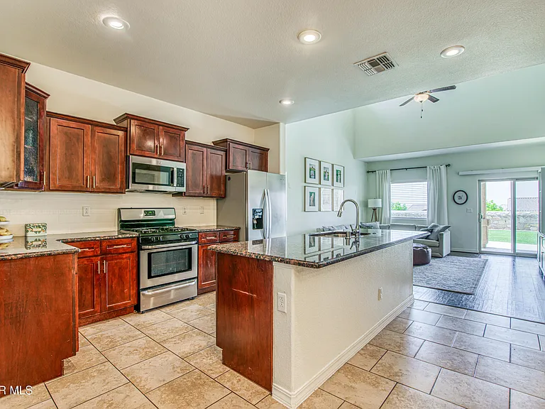 7751 Enchanted Path Dr — Photo 10