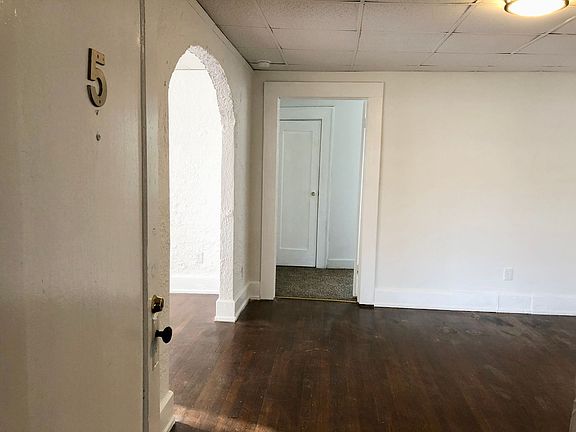 2nd image of 3428 8th Ave S APT 5
