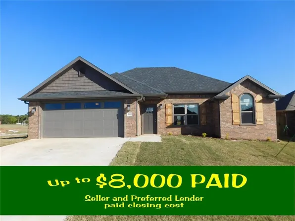842 Petit Jean St, Prairie Grove, AR 72753