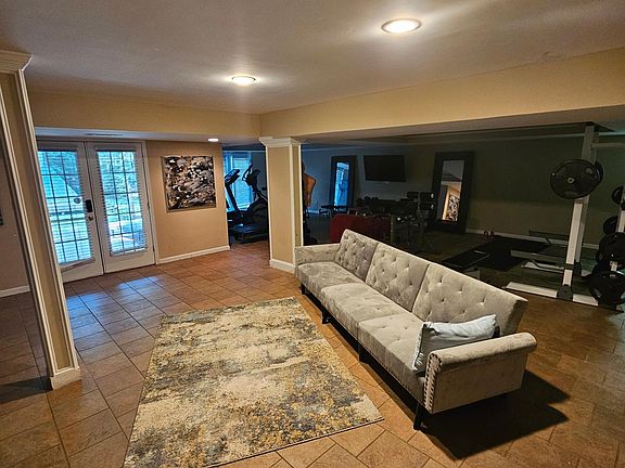 2nd image of 4370 Camaron Way #Basement