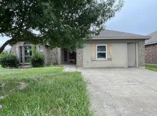 720 Lakeview Dr, Alvarado, TX 76009