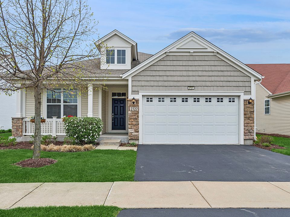 1st image of 2727 Northmoor Dr