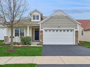 2727 Northmoor Dr, Naperville, IL 60564