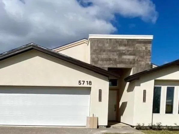 5718 Gillian Dr, Laredo, TX 78043