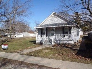 3rd image of 165 3rd Ave