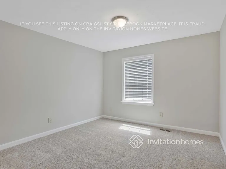 3274 Newcastle Way — Photo 9