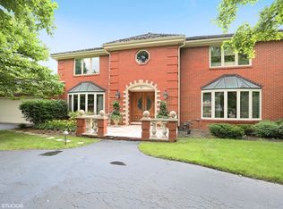 35 Steeple Ridge Ct, Oak Brook, IL 60523