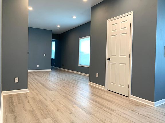 3rd image of 442 Wilson Ave
