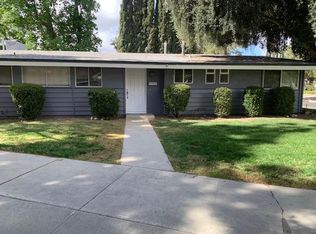 22770 Calabash St, Woodland Hills, CA 91364
