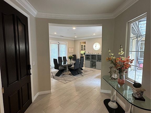 5th image of 20 Clydesdale Dr