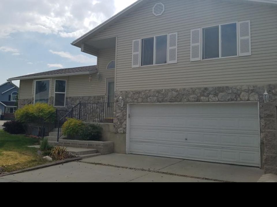 1st image of 8752 S 3965 W