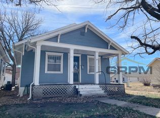 111 E 9th Ave, Hutchinson, KS 67501
