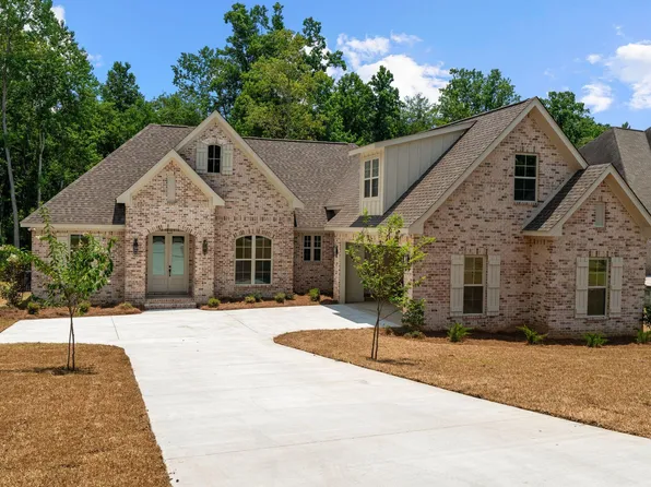 48 Buckskin Dr, Hattiesburg, MS 39402