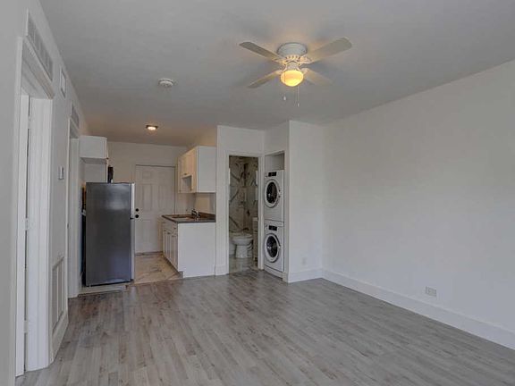 3rd image of 21 SW 6th Ave #1