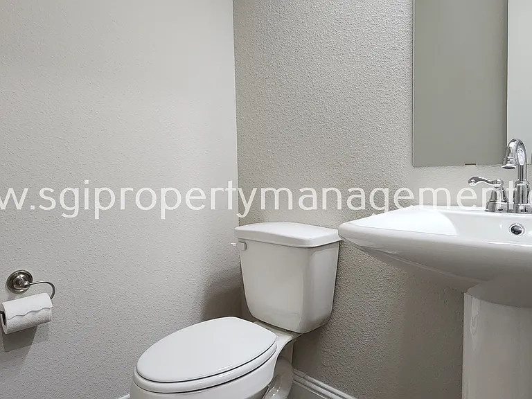 3121 Galveston St — Photo 12