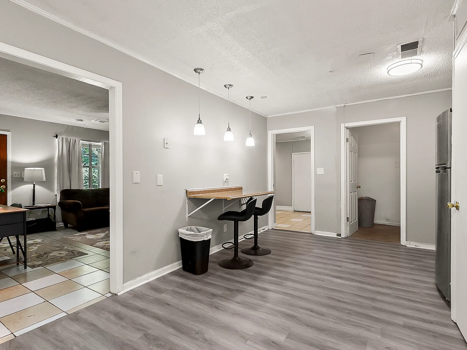 10 bed, 2496 sqft, $500 — Photo 3