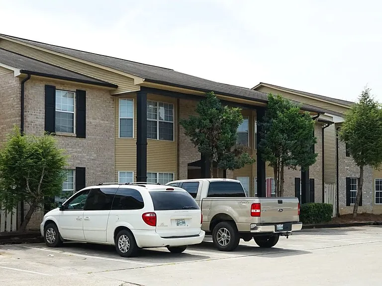 Park Place West and Park Place South Apartments — Photo 33