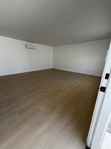 1222 Felbar Ave — Photo 4