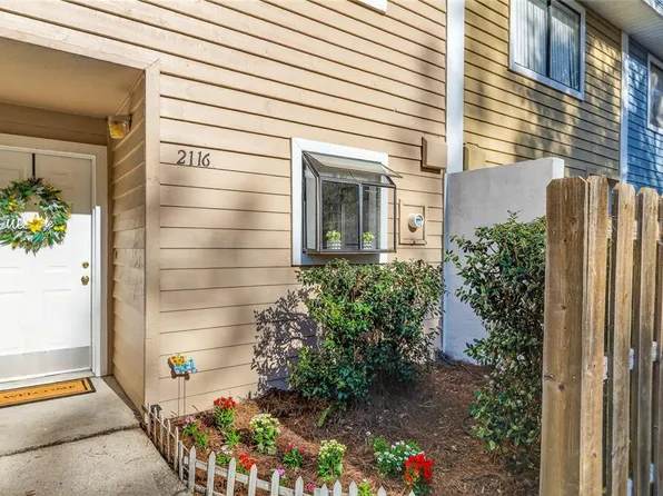 2116 SW 39th Dr, Gainesville, FL 32607