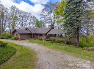 5271 Big Ridge Rd, Glenville, NC 28736