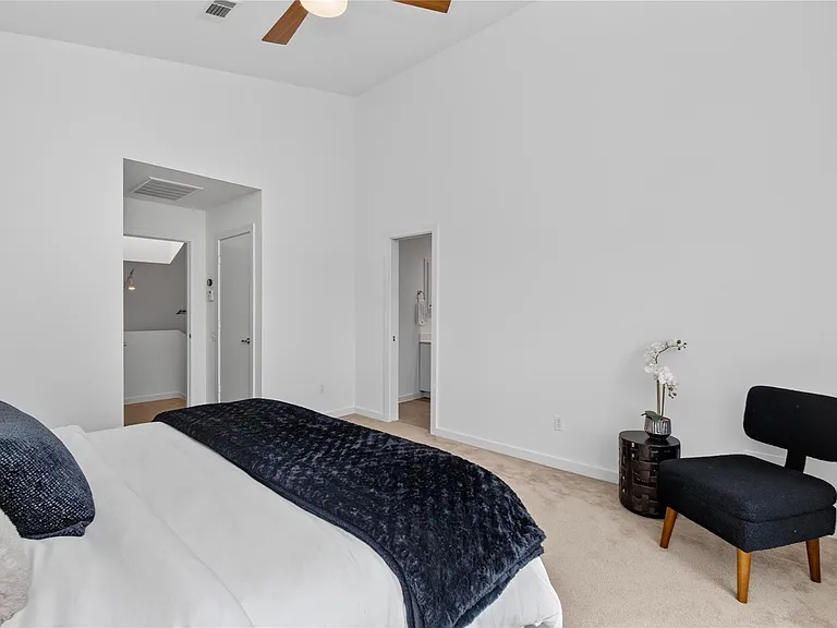 6916 Yellowstone Way Dr — Photo 28