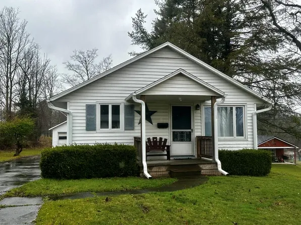 46 Jackson St, Wellsboro, PA 16901