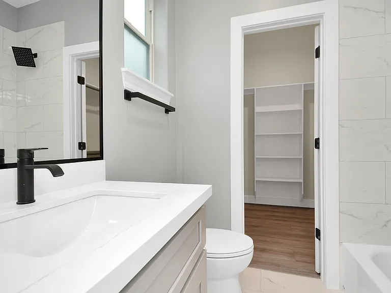 3039 Gray St — Photo 9