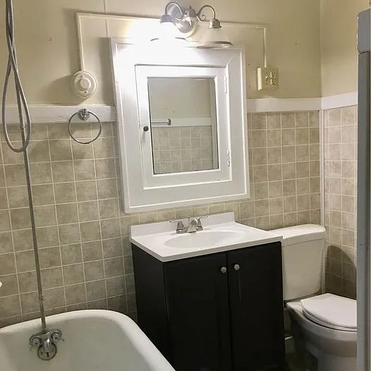 216-218 N Blair St #3 — Photo 7