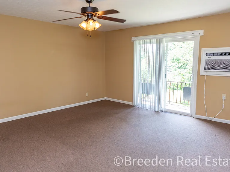 239 Maple St #203-A — Photo 15