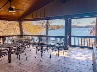 3272 Bass Dr, Sherrills Ford, NC 28673