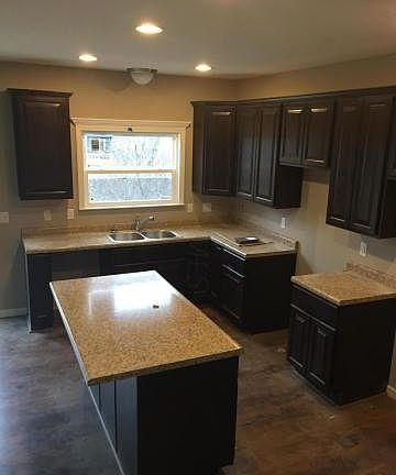 2nd image of 205 Crestwood Pl
