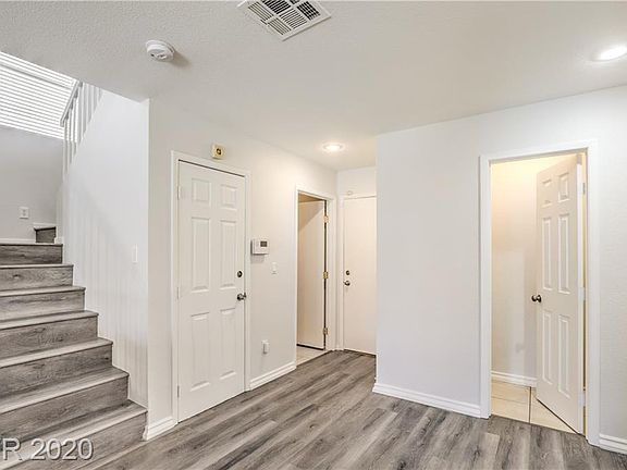 5th image of 8645 Majestic Pine Ave
