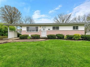 2310 Rivoli Pl, Florissant, MO 63031