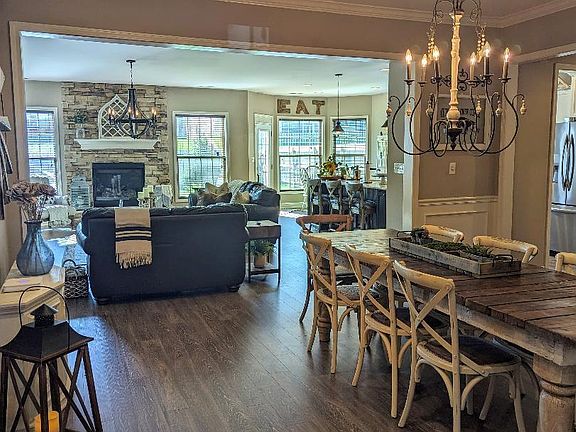2nd image of 144 Waxwing Ln