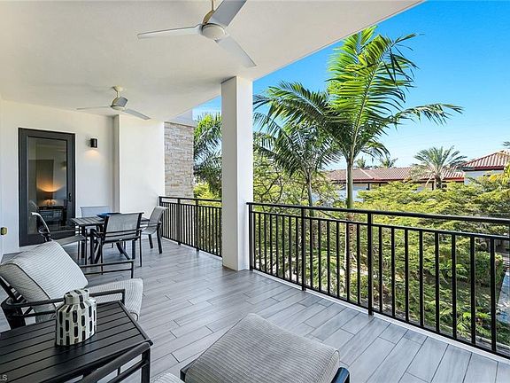 5th image of 1035 3rd AVE S #305