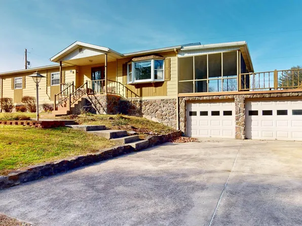 221 Freeman Hill Rd, Bridgeport, WV 26330