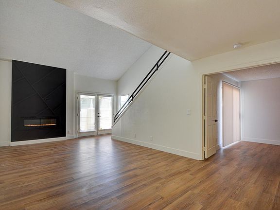 2nd image of 2729 Lodestone Dr