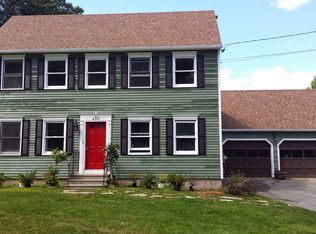 425 Hartford Rd, Brooklyn, CT 06234