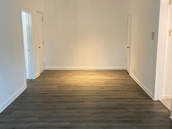 2nd image of 6103 S Ingleside Ave #2