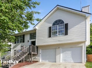 5449 Wellborn Creek Dr, Lithonia, GA 30058