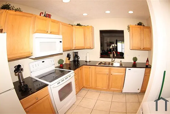 1308 White Pine Dr — Photo 6