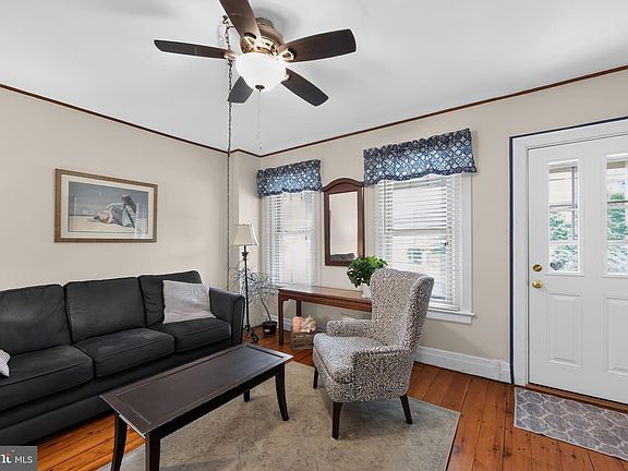 3rd image of 241 Washington Ave