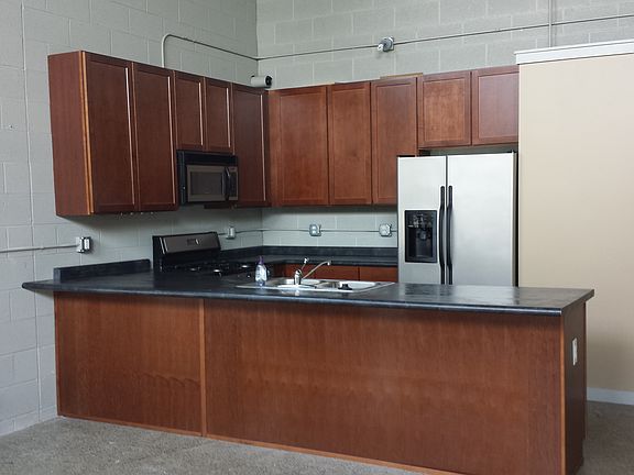 4th image of 98 N Gratiot Ave #25