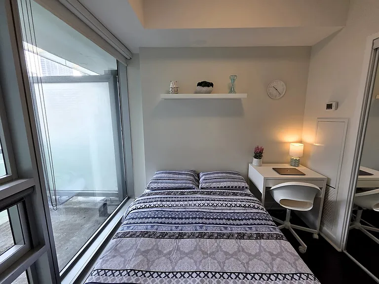 12 York St #310A — Photo 4