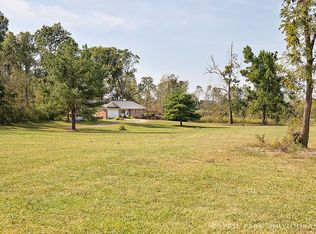 13021 Rutherford Rd, Gentry, AR 72734