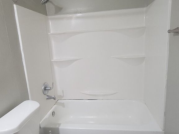 5th image of 4423 Bonnell Dr NW APT A