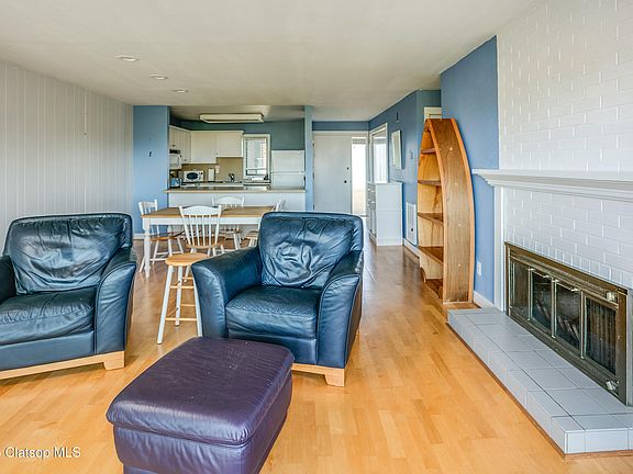 5th image of 856 Windwa Rd #329