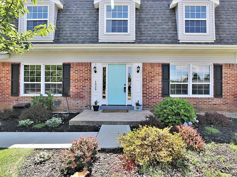 1929 Squires Way Ct — Photo 1