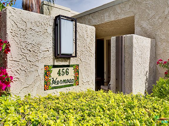 5th image of 456 N Hermosa Dr