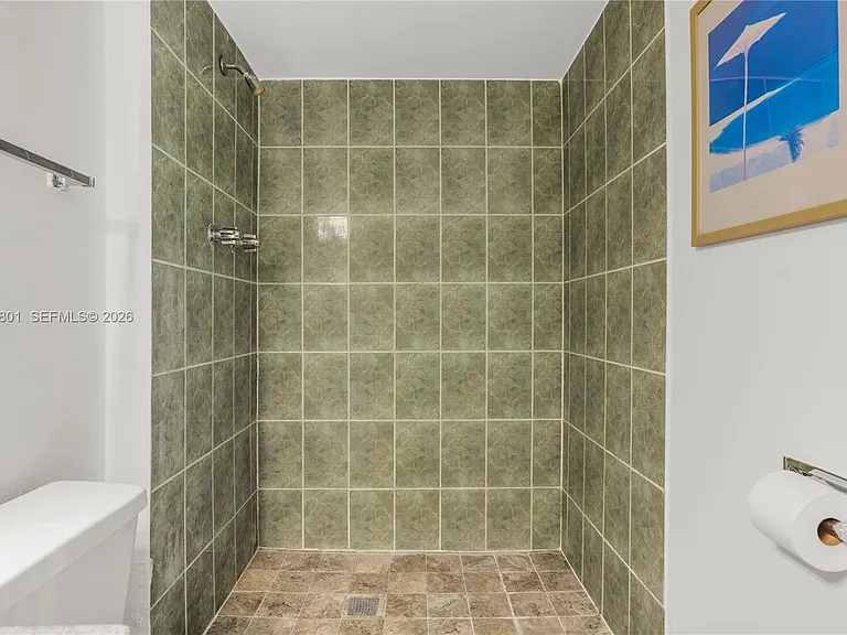 20500 W Country Club Dr #607 — Photo 23